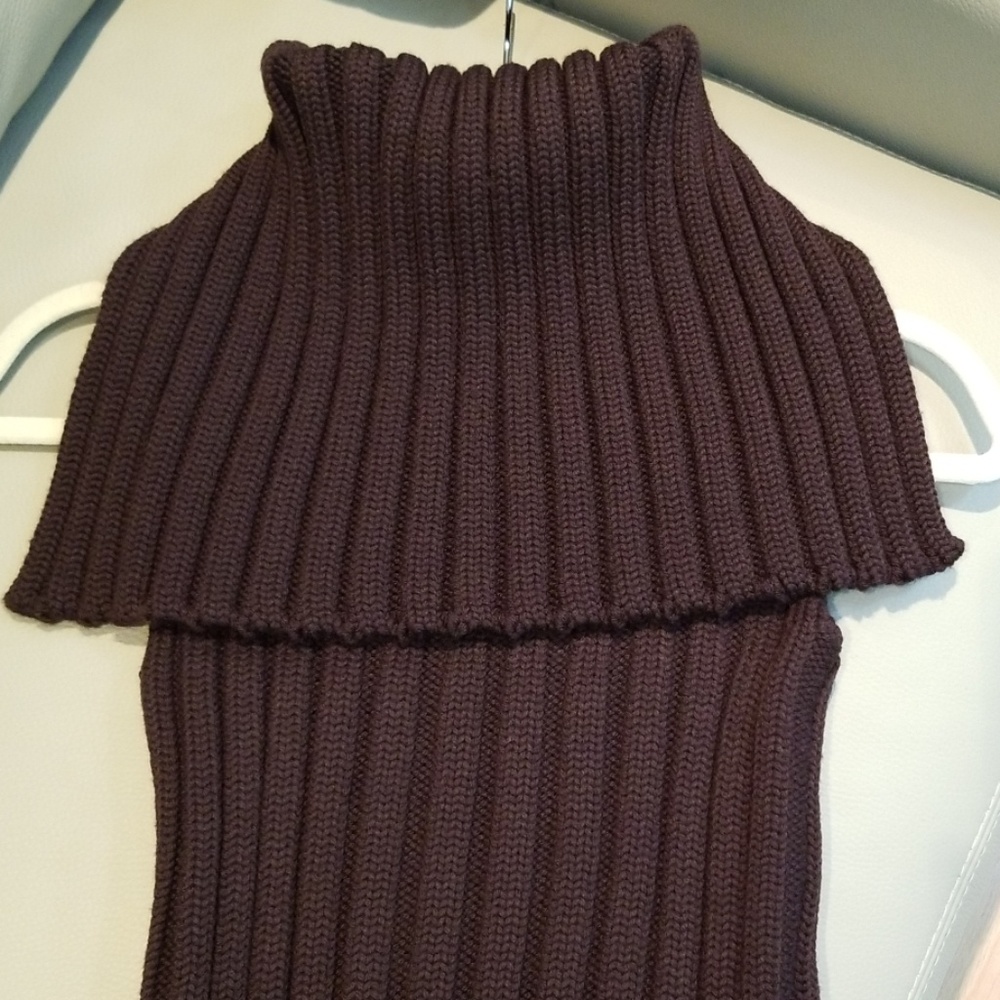 Dolce & Gabbana sleeveless sweater